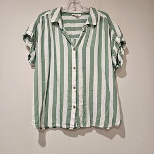 Beachlunchlounge Green and White Striped Short Sleeve Button Up Blouse, Size L